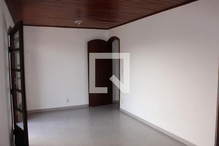 Casa para alugar com 3 quartos, 13633m² em Vila Santo Antônio do Portão, Cotia