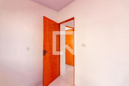 Quarto de casa para alugar com 2 quartos, 40m² em Santo Antônio, Osasco