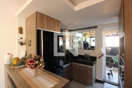 Cozinha de apartamento à venda com 2 quartos, 88m² em Palmeiras, Belo Horizonte