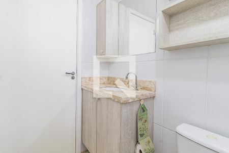 Banheiro de apartamento à venda com 2 quartos, 43m² em Sarandi, Porto Alegre