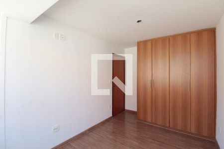 Quarto 1 de apartamento à venda com 2 quartos, 65m² em Santa Amelia, Belo Horizonte