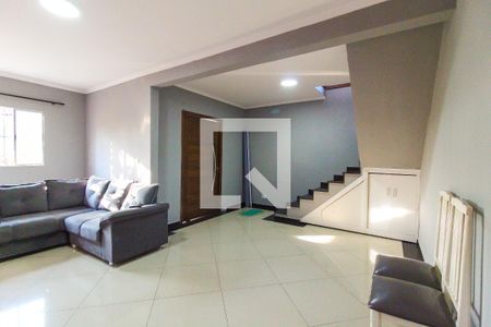 Sala de casa à venda com 3 quartos, 180m² em Jardim Helena, São Paulo