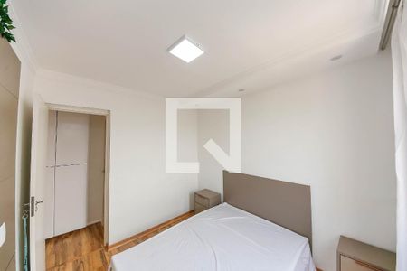 Quarto 2 de apartamento para alugar com 2 quartos, 48m² em Parque São Lourenço, São Paulo