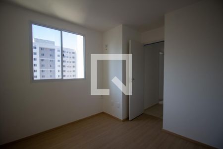 Quarto 1 de apartamento para alugar com 2 quartos, 44m² em Vargem Grande, Rio de Janeiro