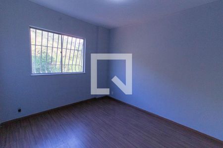 Quarto 2 de apartamento à venda com 2 quartos, 60m² em Engenhoca, Niterói