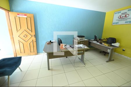 Sala de casa para alugar com 3 quartos, 96m² em Vila Brasília, Aparecida de Goiânia