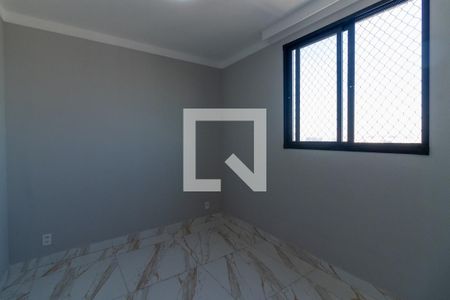 Quarto 1 de apartamento para alugar com 2 quartos, 42m² em Jardim Santo Antônio, São Paulo