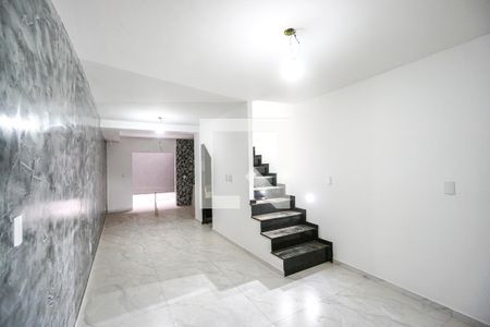 Sala de casa à venda com 3 quartos, 105m² em Chácara Santo Antônio (zona Leste), São Paulo