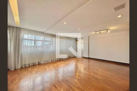 Apartamento à venda com 3 quartos, 132m² em Centro, Belo Horizonte