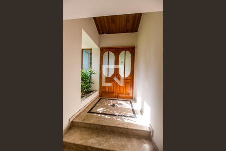 Hall de entrada de casa de condomínio para alugar com 4 quartos, 320m² em Residencial Dez (alphaville), Santana de Parnaíba