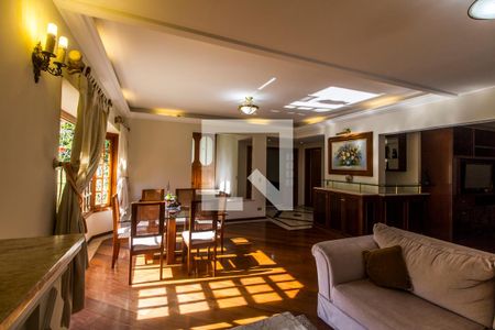 Sala de casa de condomínio à venda com 4 quartos, 320m² em Residencial Dez (alphaville), Santana de Parnaíba