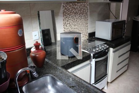 Cozinha de casa à venda com 3 quartos, 70m² em Lindéia, Contagem