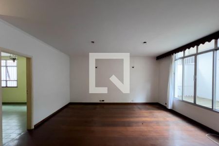 Sala de casa para alugar com 5 quartos, 300m² em Jardim da Gloria, São Paulo