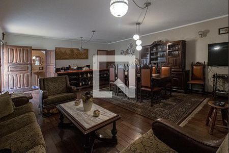 sala de casa à venda com 4 quartos, 240m² em Vila Gumercindo, São Paulo