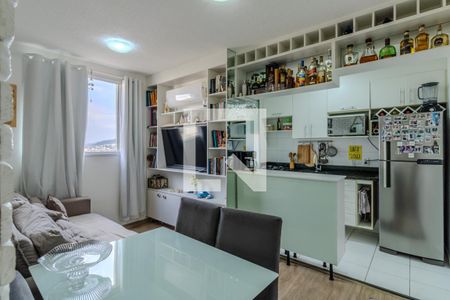 Sala de apartamento à venda com 2 quartos, 47m² em Vila Pirajussara, São Paulo