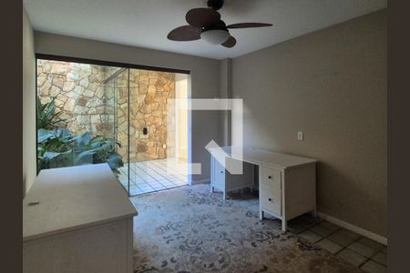 Quarto 1 de casa de condomínio para alugar com 5 quartos, 715m² em Barra da Tijuca, Rio de Janeiro