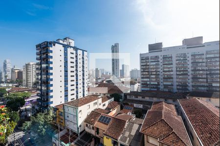 Vista de apartamento para alugar com 3 quartos, 130m² em Gonzaga, Santos