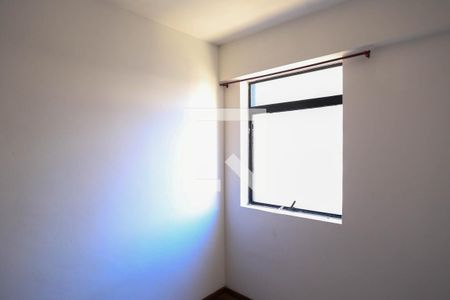 Quarto 2 de apartamento para alugar com 3 quartos, 84m² em Lourdes, Belo Horizonte