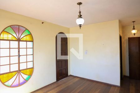 Quarto 2 de casa à venda com 4 quartos, 300m² em Paraíso, Belo Horizonte