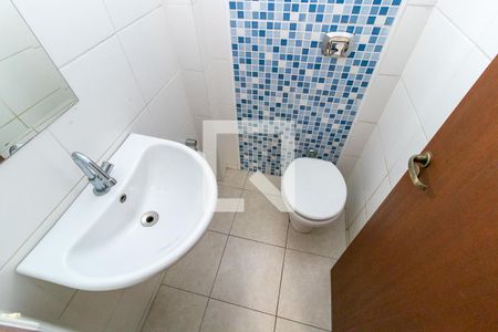 Detalhe do banheiro de casa de condomínio para alugar com 3 quartos, 100m² em São Cristóvão, São José dos Pinhais