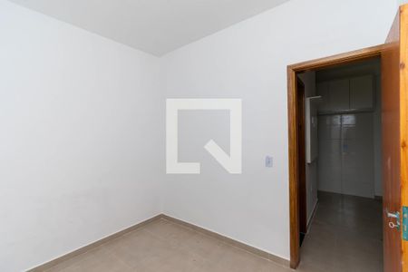 Quarto 2 de apartamento para alugar com 2 quartos, 38m² em Vila Marieta, São Paulo