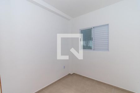 Quarto 1 de apartamento para alugar com 2 quartos, 38m² em Vila Marieta, São Paulo