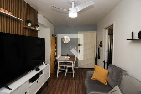 Sala de apartamento à venda com 3 quartos, 59m² em Vila Nova, Porto Alegre