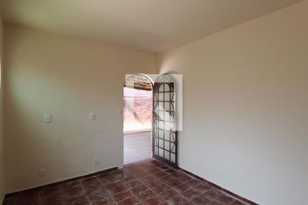 Sala de casa para alugar com 3 quartos, 200m² em Jaraguá, Belo Horizonte