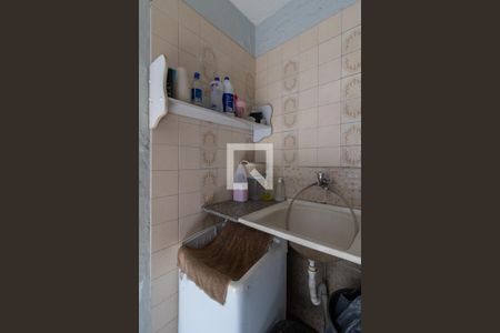 Casa à venda com 198m², 3 quartos e 2 vagas Casa à venda com 198m², 3 quartos e 2 vagasArea de Serviço