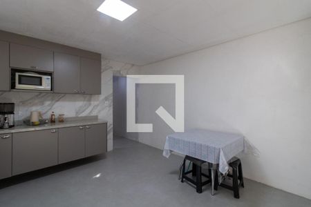 Casa à venda com 198m², 3 quartos e 2 vagas Casa à venda com 198m², 3 quartos e 2 vagasCozinha
