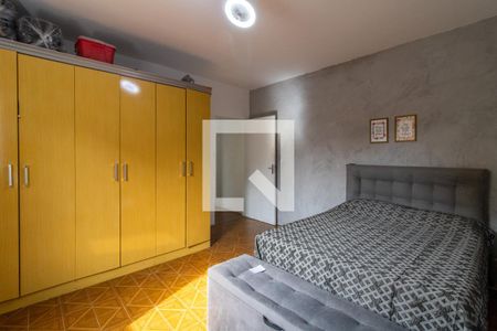 Casa à venda com 198m², 3 quartos e 2 vagas Casa à venda com 198m², 3 quartos e 2 vagasQuarto 2