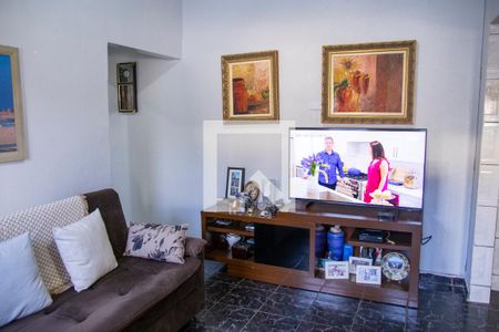 Sala de casa para alugar com 1 quarto, 72m² em Vila Itatiaia , Goiânia