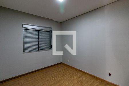 Quarto 2 de casa à venda com 5 quartos, 292m² em Santa Lúcia, Belo Horizonte