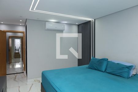 Casa para alugar com 3 quartos, 250m² em Vila Santana, São Paulo