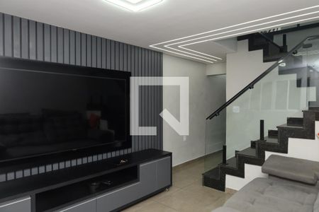 Casa para alugar com 3 quartos, 250m² em Vila Santana, São Paulo