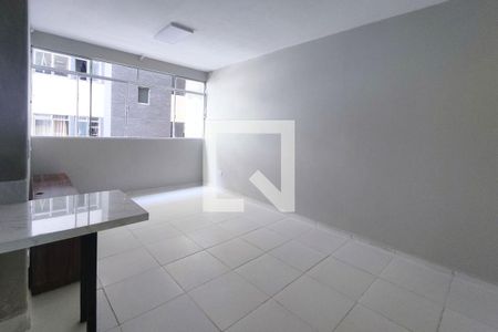 Sala de apartamento para alugar com 1 quarto, 54m² em Centro, Curitiba