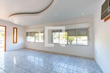 Sala de casa à venda com 5 quartos, 300m² em Igara, Canoas