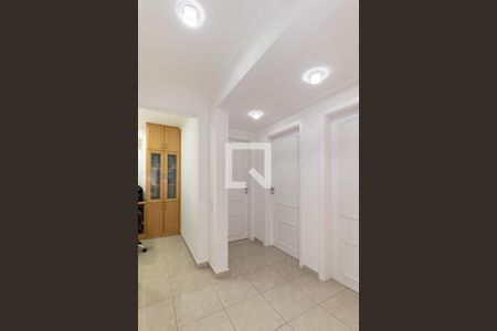 Corredor de apartamento à venda com 3 quartos, 102m² em Indianópolis, São Paulo