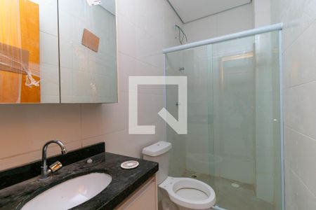 Banheiro de apartamento para alugar com 1 quarto, 28m² em Vila Marieta, São Paulo