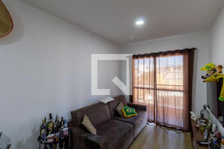 Sala de apartamento para alugar com 2 quartos, 50m² em Vila Carmosina, São Paulo