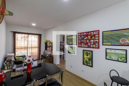 Sala de apartamento à venda com 2 quartos, 50m² em Vila Carmosina, São Paulo