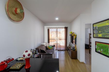 Sala de apartamento à venda com 2 quartos, 50m² em Vila Carmosina, São Paulo