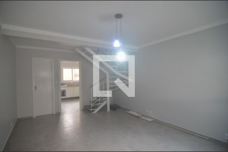 Sala de casa de condomínio para alugar com 2 quartos, 87m² em Fátima, Canoas