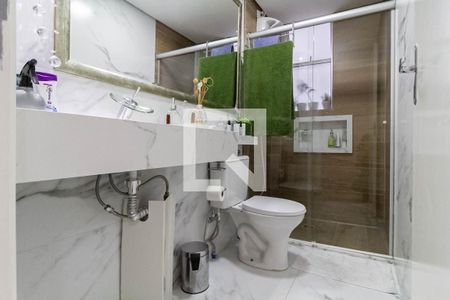 Apartamento à venda com 87m², 3 quartos e 1 vaga Apartamento à venda com 87m², 3 quartos e 1 vagaBanheiro social