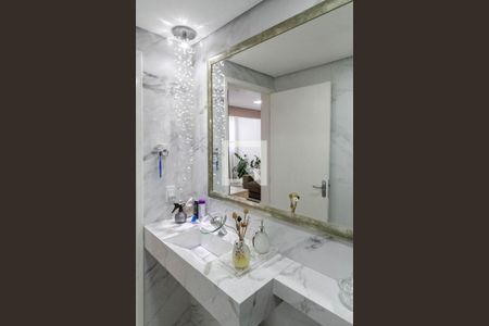 Apartamento à venda com 87m², 3 quartos e 1 vaga Apartamento à venda com 87m², 3 quartos e 1 vagaBanheiro social