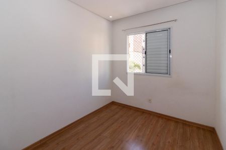 Quarto 1 de apartamento para alugar com 2 quartos, 45m² em Jardim Central, Cotia