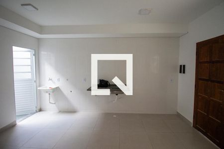 Apartamento para alugar com 2 quartos, 40m² em Vila Taquari, São Paulo