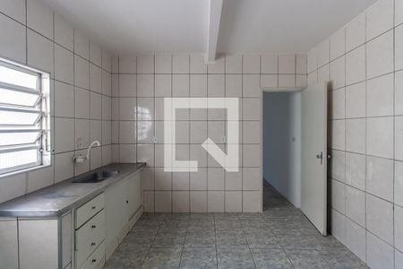 Casa para alugar com 3 quartos, 100m² em Jardim Avelino, São Paulo