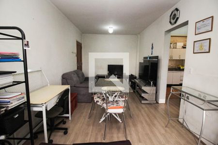 Sala de apartamento para alugar com 1 quarto, 70m² em São José, Porto Alegre