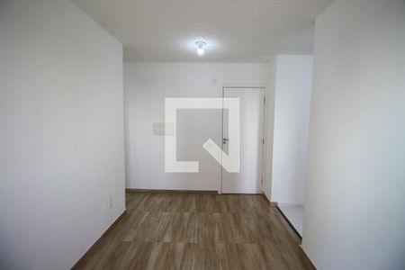 Sala de apartamento para alugar com 2 quartos, 44m² em Guaianazes, São Paulo